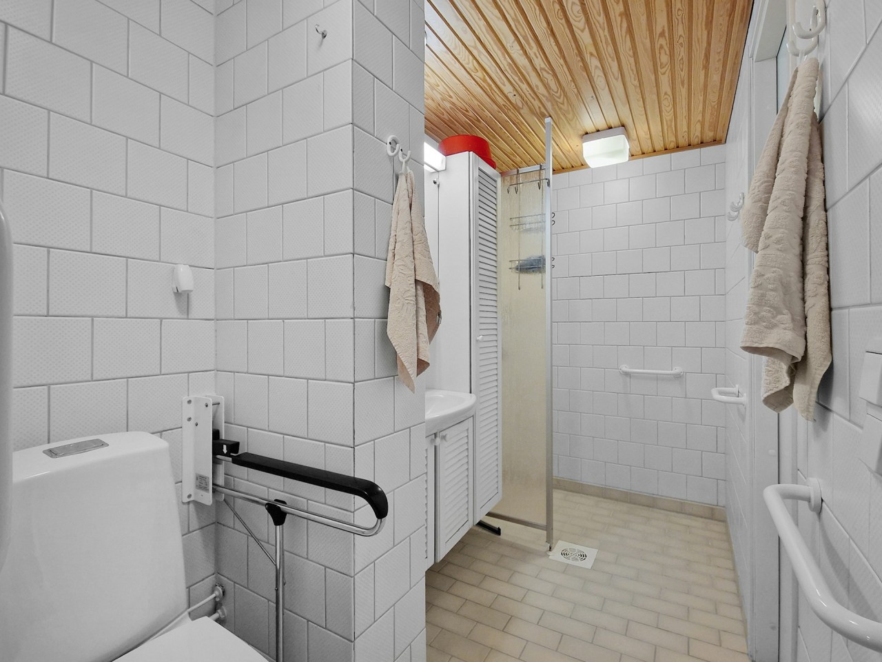 salle de bain PMR